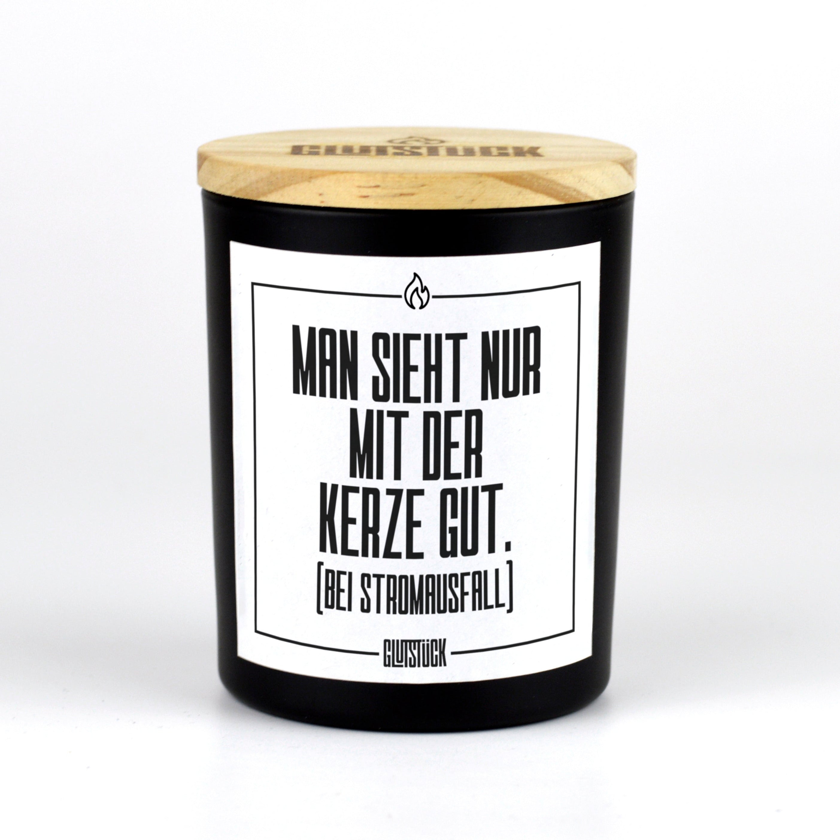 Duftkerze | Man sieht nur mit der Kerze gut. Bei Stromausfall.